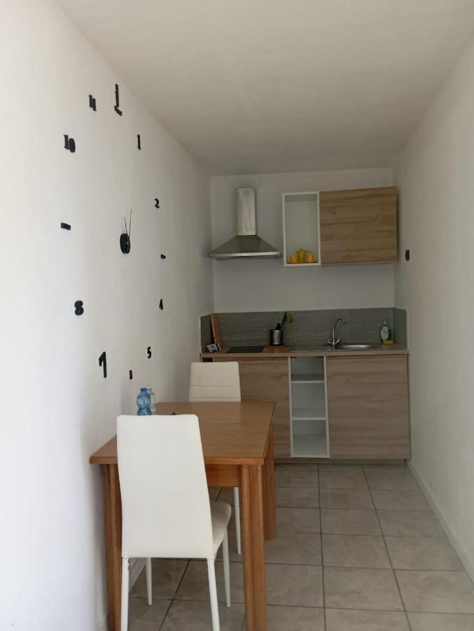 Il Girasole Bed and Breakfast Semorile Buitenkant foto
